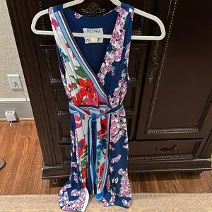 Maeve for Anthropologie midi wrap style dress with belt